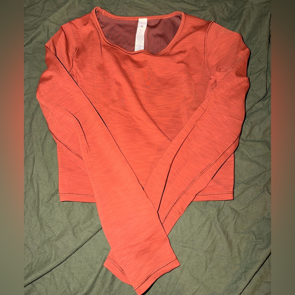 Wundertrain Cropped Long Sleeve